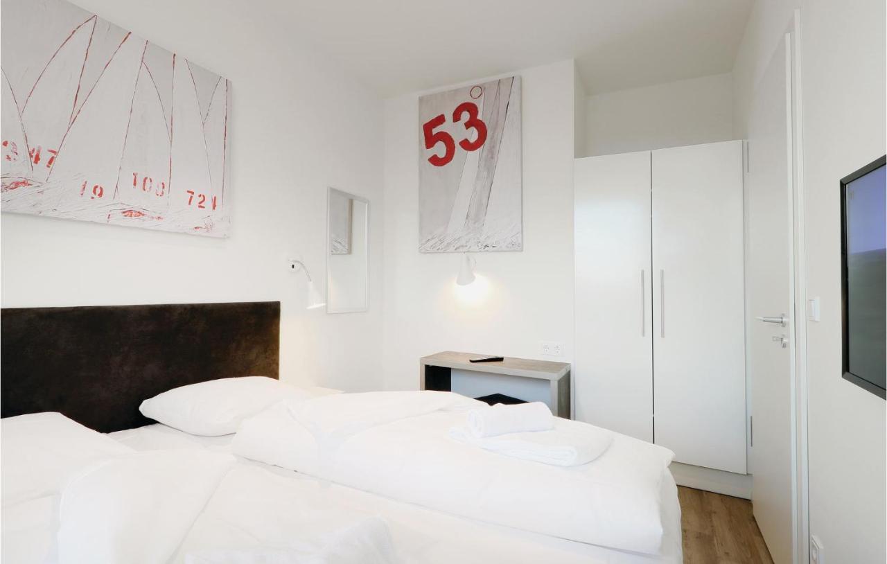 2 Bedroom Cozy Apartment In Luebeck Travemuende エクステリア 写真