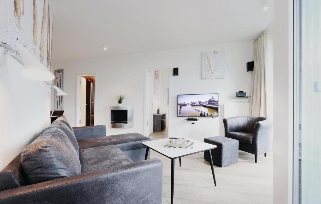 2 Bedroom Cozy Apartment In Luebeck Travemuende エクステリア 写真